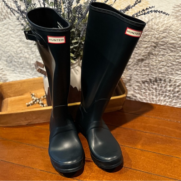 Hunter Tall Rain Boots - Navy - Picture 2 of 6